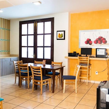Happy Express Hotel Oaxaca ภายนอก รูปภาพ