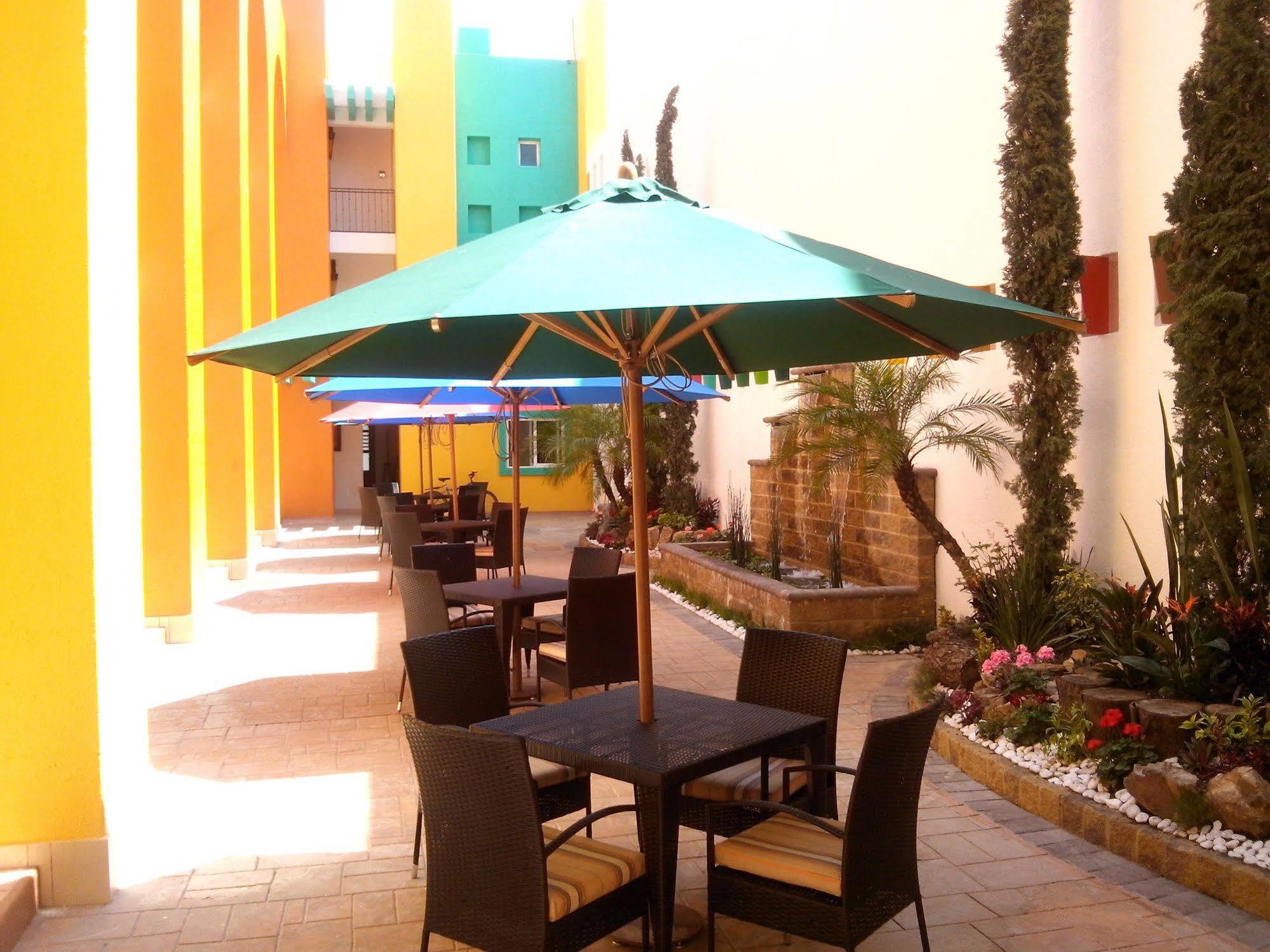 Happy Express Hotel Oaxaca ภายนอก รูปภาพ