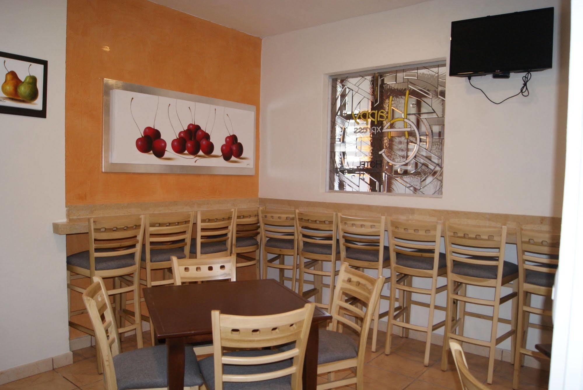 Happy Express Hotel Oaxaca ภายนอก รูปภาพ